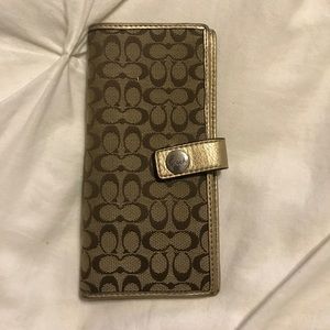 Coach wallet